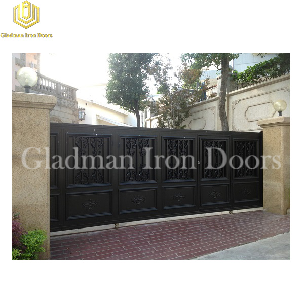Gladman custom aluminum fence gate trader-1